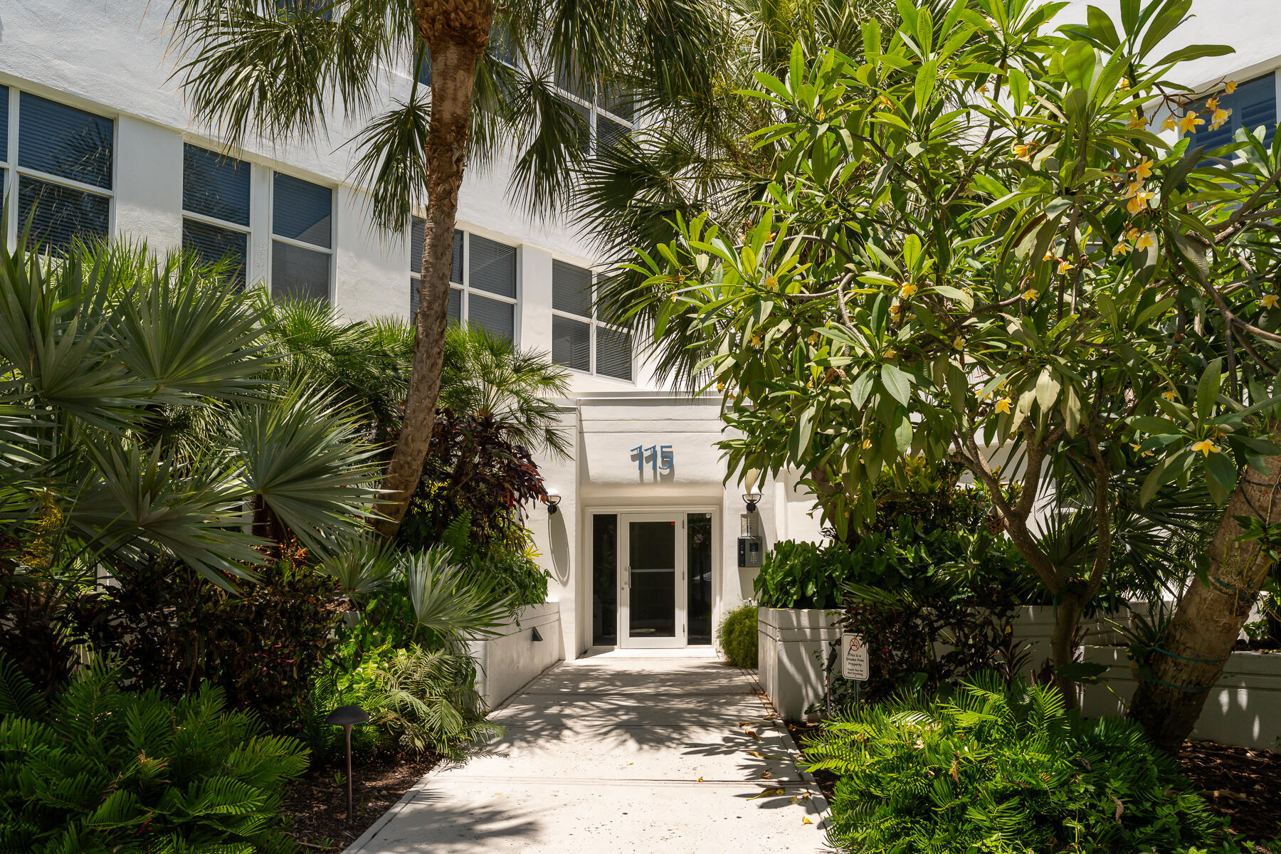 115 Front Street, Unit 101 Key West, FL 33040 - Photo 2 of 27 115 FRONT ST #101 WEB-5