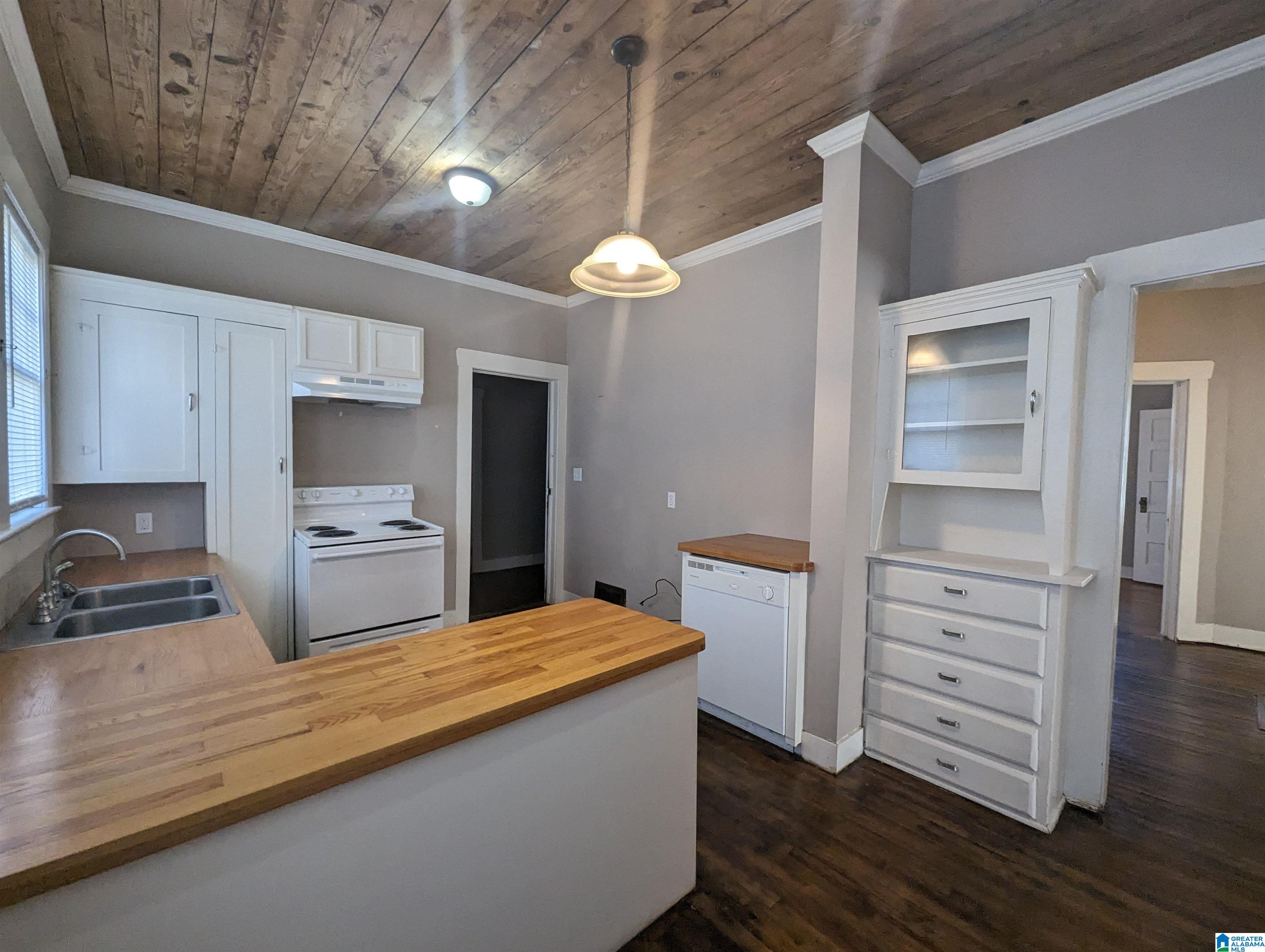 423 Goodwin Avenue Anniston, AL 36207 - Photo 17 of 41
