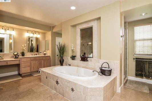 516 Tylerton Court San Ramon, CA 94582 - Photo 13 of 24 Gallery Image 13