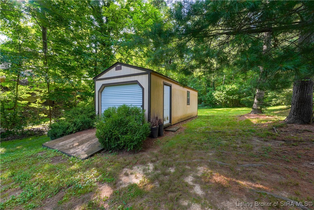5226 Buck Creek Road Floyds Knobs, IN 47119 - Photo 11 of 39
