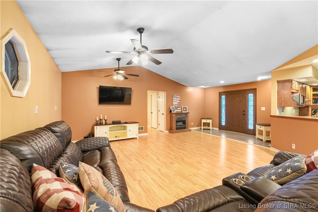 5226 Buck Creek Road Floyds Knobs, IN 47119 - Photo 16 of 39