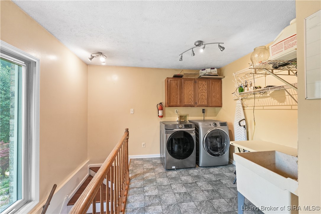 5226 Buck Creek Road Floyds Knobs, IN 47119 - Photo 21 of 39