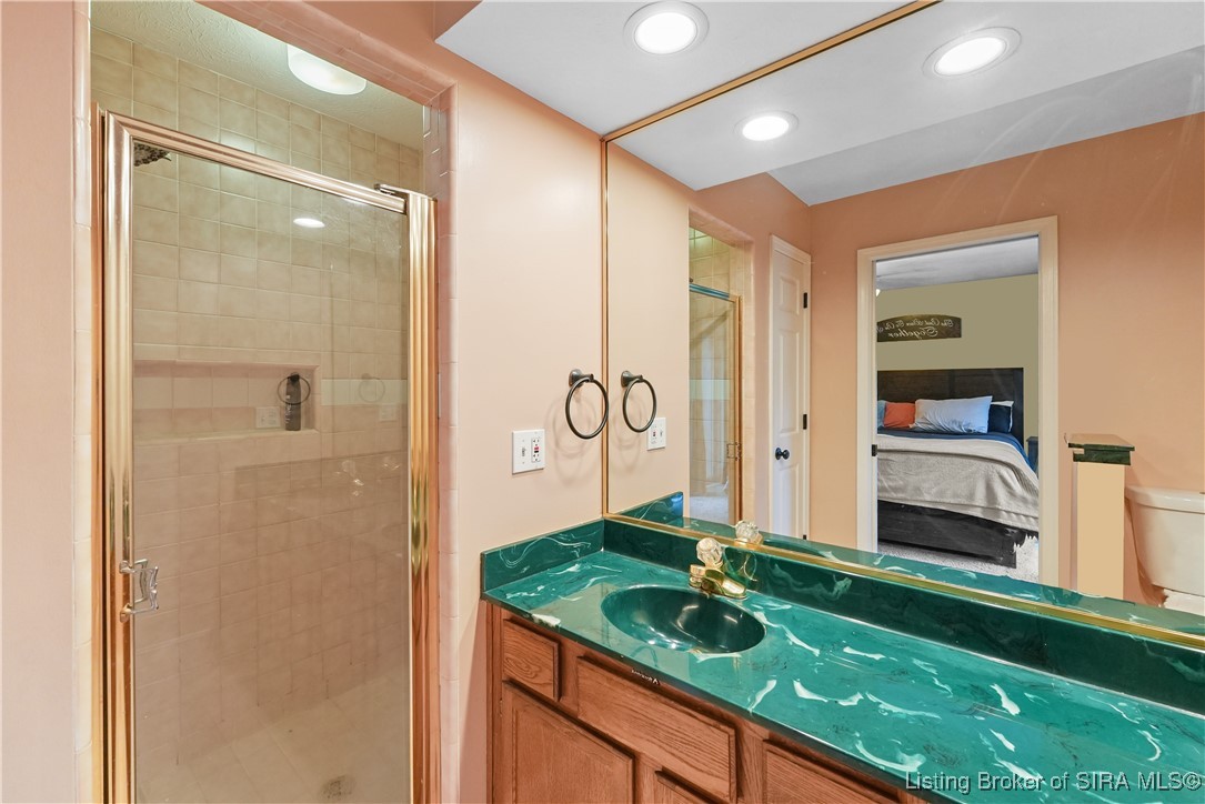 5226 Buck Creek Road Floyds Knobs, IN 47119 - Photo 23 of 39