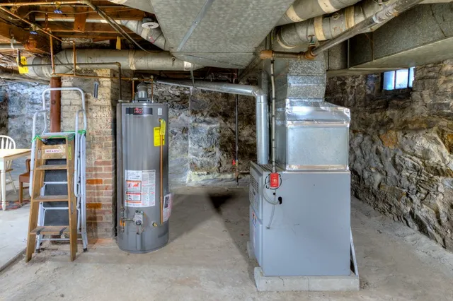 $750,000 | 60 Fruit Street, Worcester, MA 01609