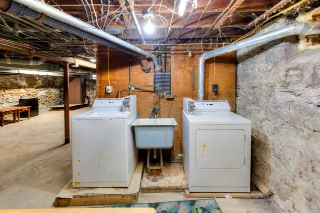 $750,000 | 60 Fruit Street, Worcester, MA 01609