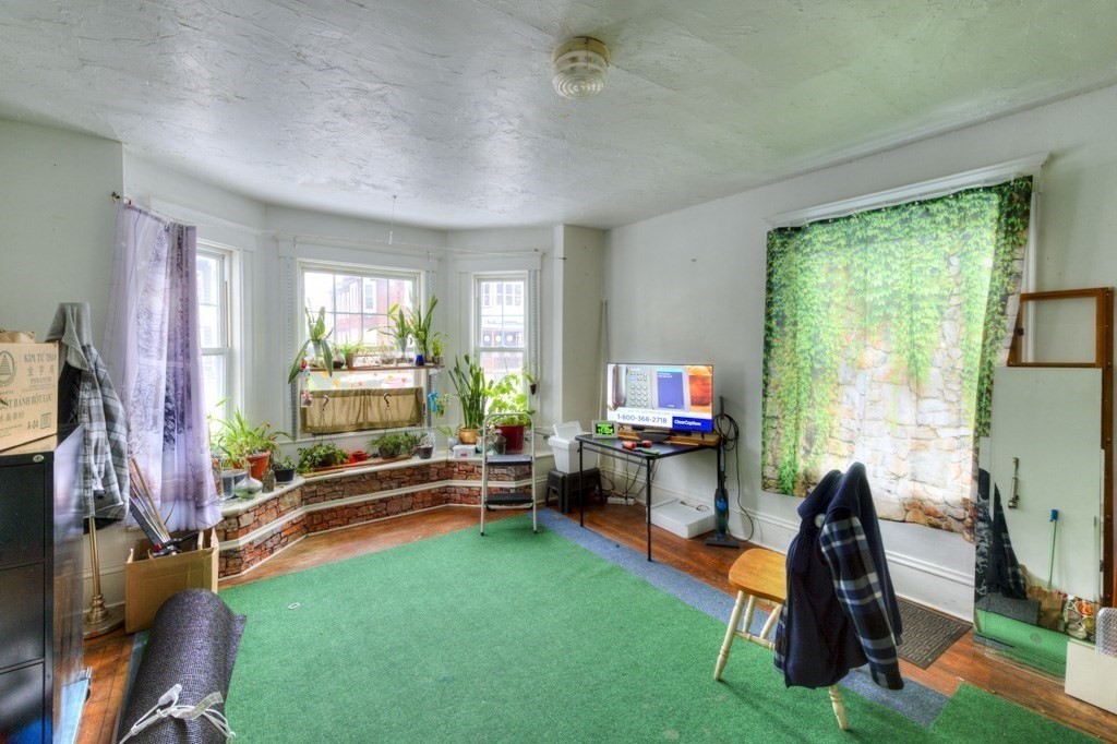 60 Fruit Street Worcester, MA 01609 - Photo 19 of 20