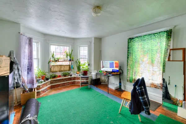 $750,000 | 60 Fruit Street, Worcester, MA 01609