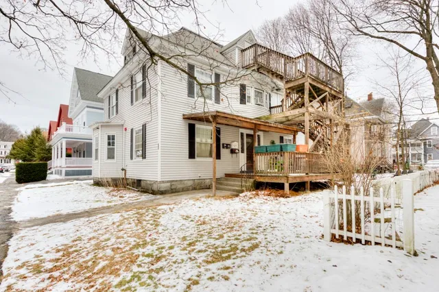 $750,000 | 60 Fruit Street, Worcester, MA 01609