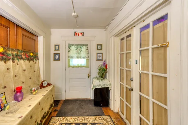 $750,000 | 60 Fruit Street, Worcester, MA 01609