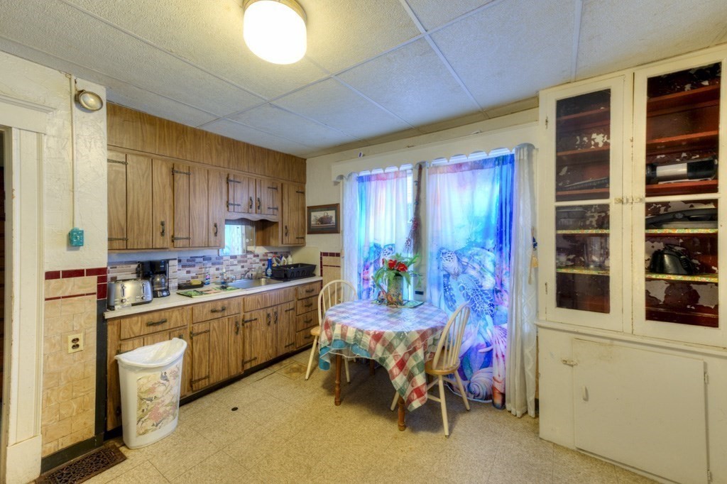 60 Fruit Street Worcester, MA 01609 - Photo 10 of 20