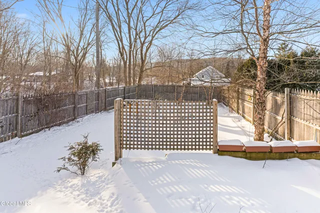 $229,900 | 1727 Thacher Pk Road, Berne, NY 12059