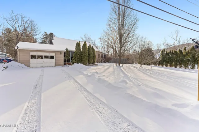 $229,900 | 1727 Thacher Pk Road, Berne, NY 12059