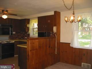 35 Bright Road Hatboro, PA 19040 - Photo 2 of 6
