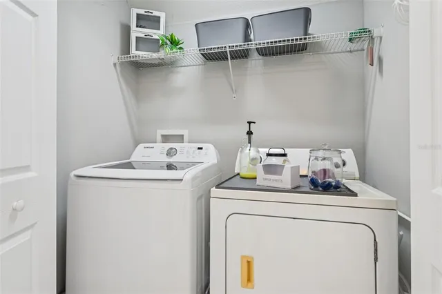 $299,900 | 9205 English Oaks Lane, Riverview, FL 33578