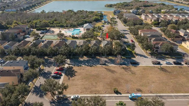 $299,900 | 9205 English Oaks Lane, Riverview, FL 33578