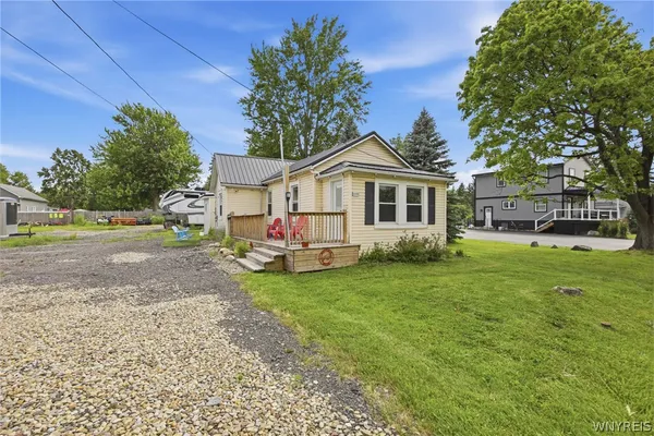 $599,900 | 5099 Big Tree Road, Orchard Park, NY 14127