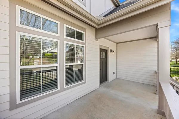 $3,800 | 505 A Moore Avenue, Nashville, TN 37203