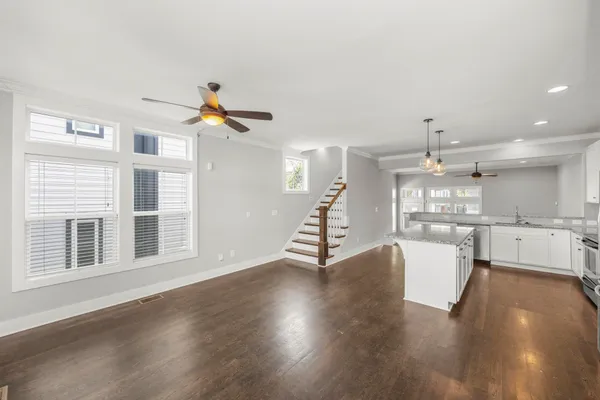 $3,800 | 505 A Moore Avenue, Nashville, TN 37203