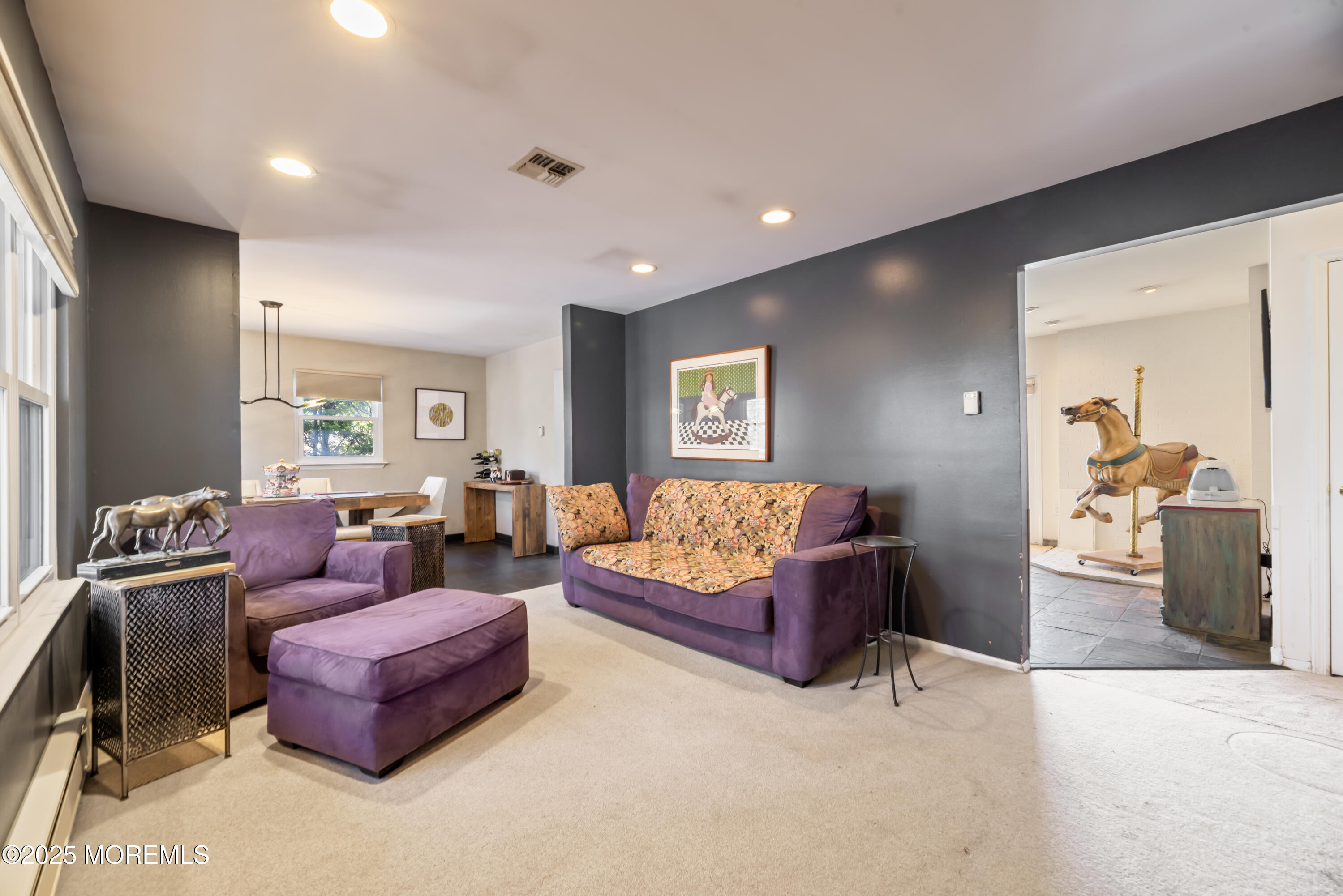 35 Rues Road Cream Ridge, NJ 08514 - Photo 34 of 46 a living room with furniture