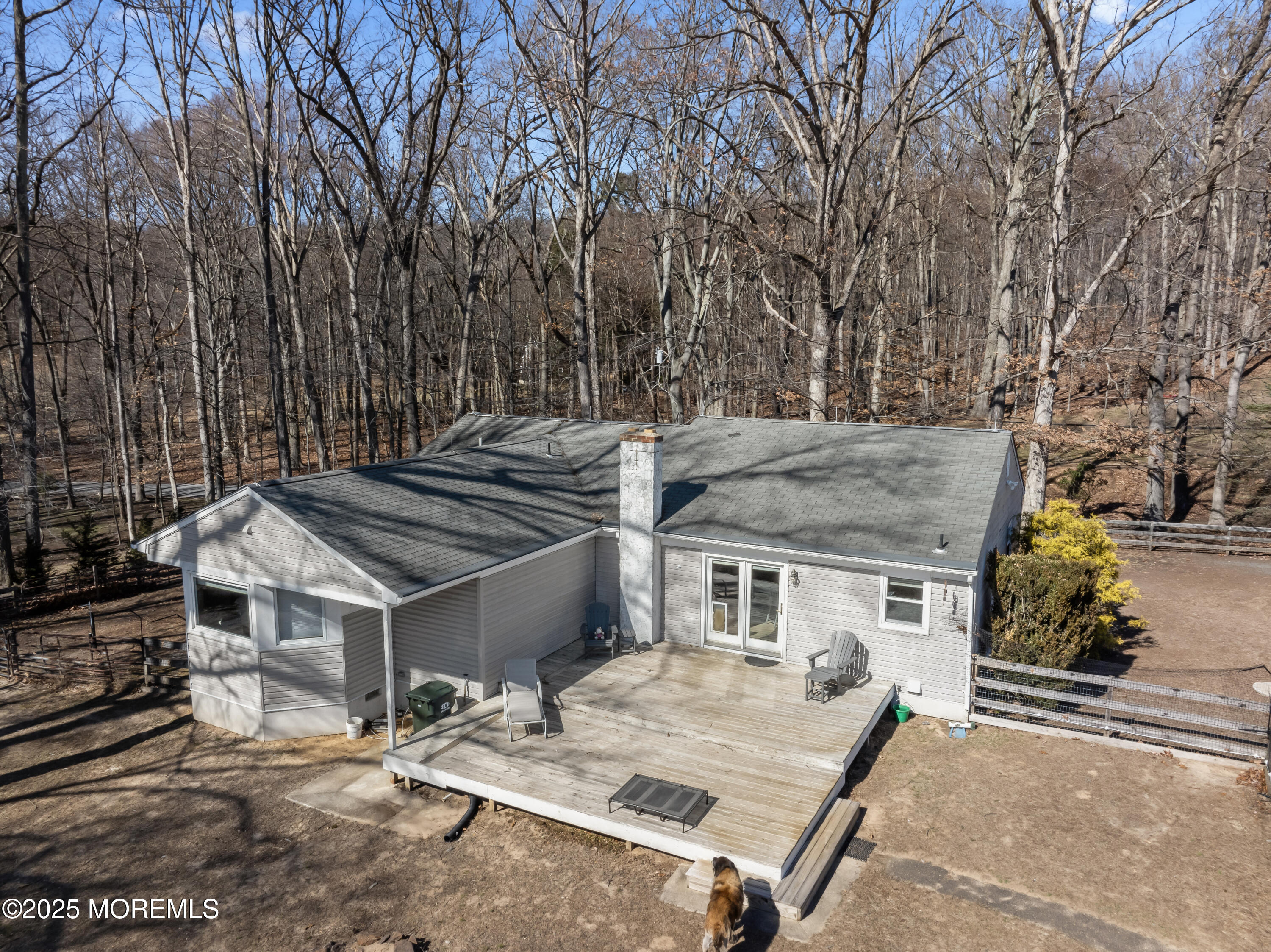 35 Rues Road Cream Ridge, NJ 08514 - Photo 4 of 46 front view of a house with a yard