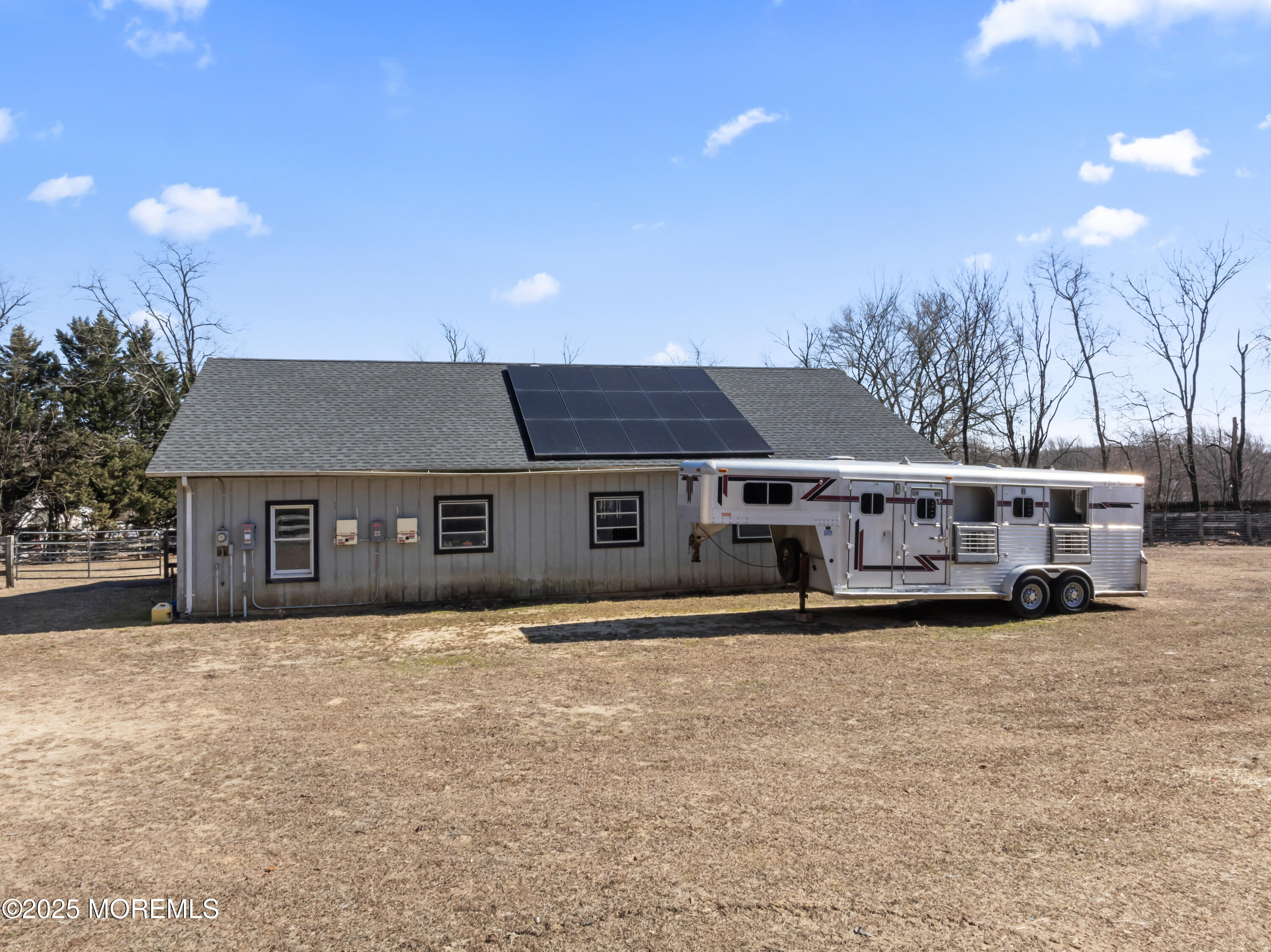 35 Rues Road Cream Ridge, NJ 08514 - Photo 8 of 46 front view of a house with a yard
