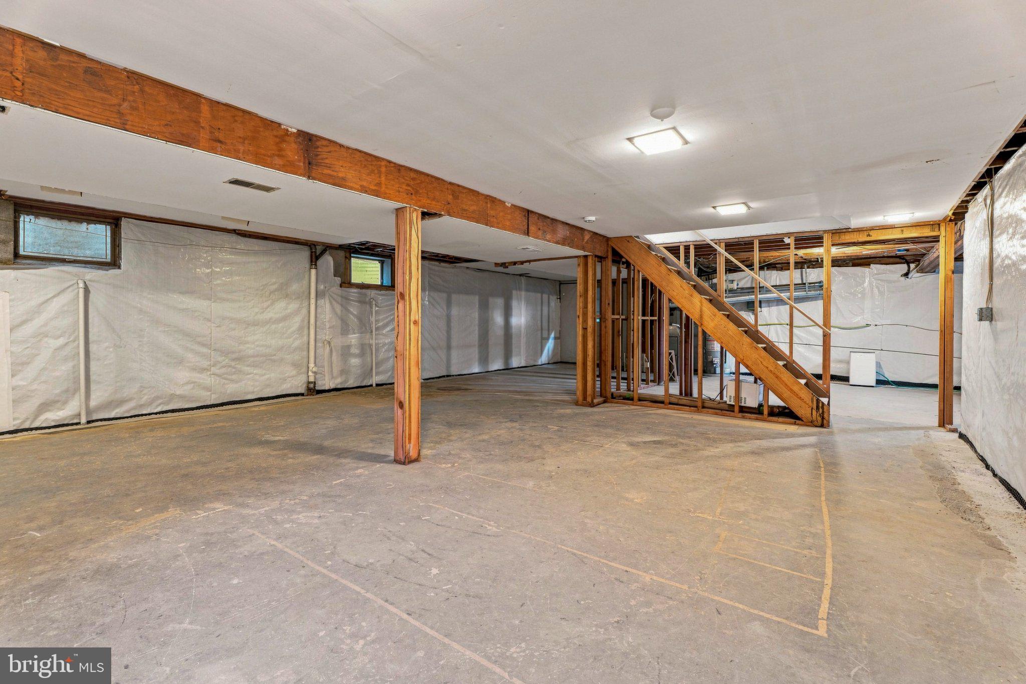 4631 Hawksbury Road Baltimore, MD 21208 - Photo 35 of 39 Gallery Image 35