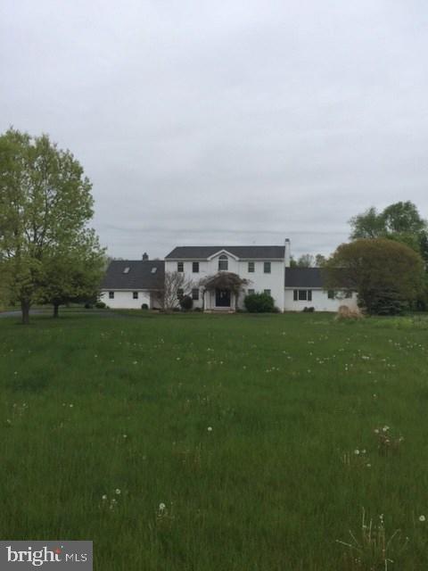 142 Horners Road Carlisle, PA 17015 - Photo 2 of 7 Gallery Image 2
