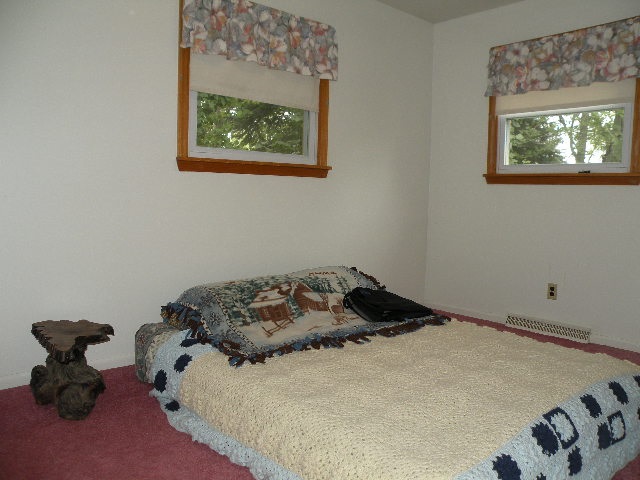 2620 Vandekarr Road Owosso, MI 48867 - Photo 10 of 18 31259682-9.JPG