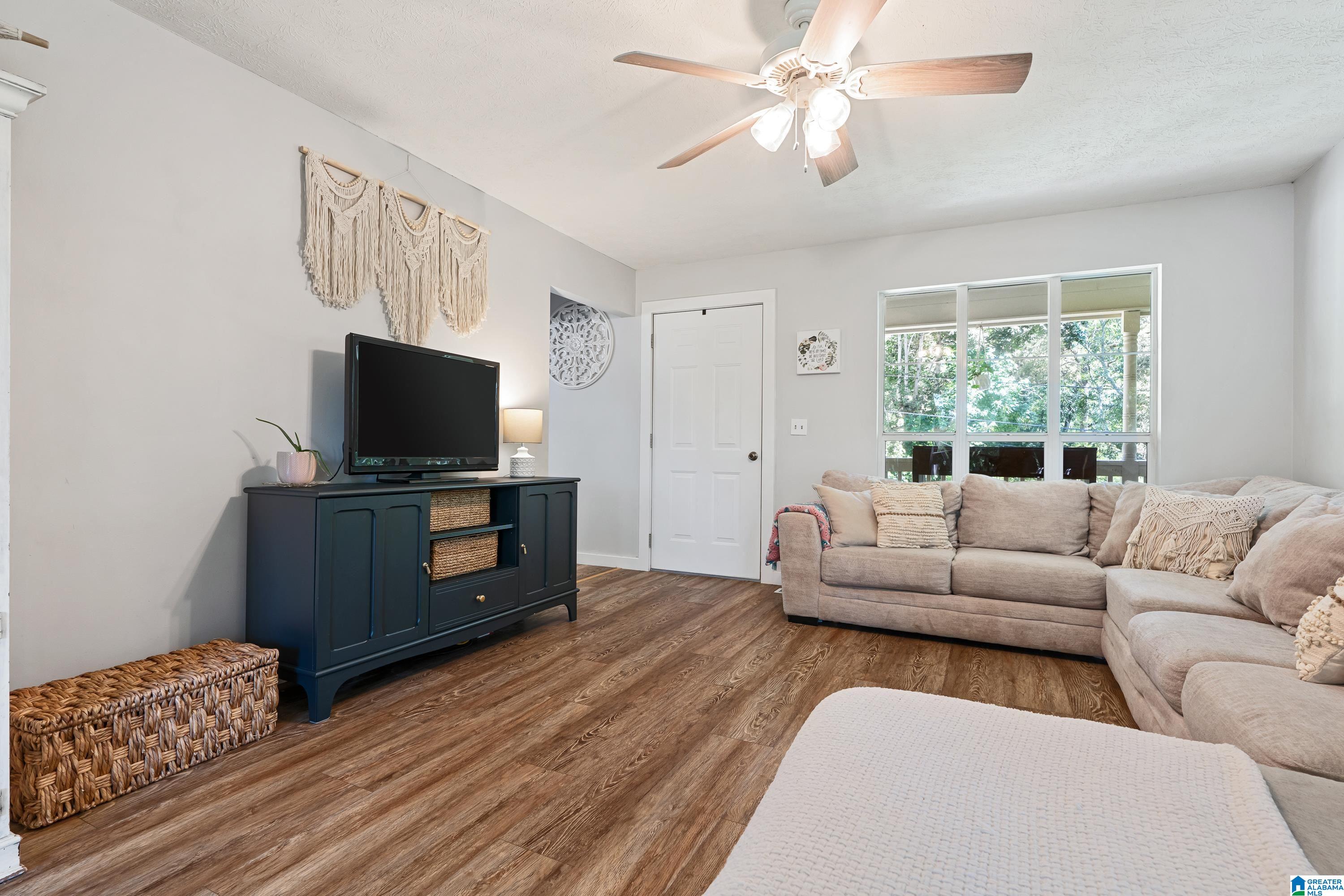 929 Hitching Post Lane Birmingham, AL 35210 - Photo 5 of 49