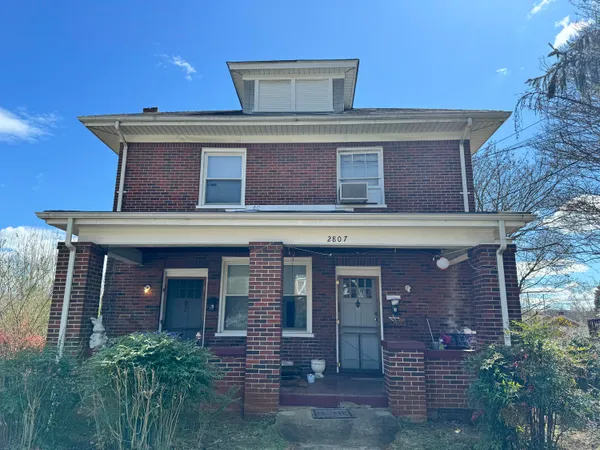 $750 | 2807 Oakland Boulevard Northwest, Unit 4, Roanoke, VA 24012