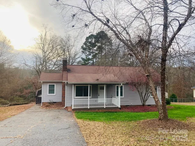 $1,950 | 2177 Lynmore Drive, Sherrills Ford, NC 28673