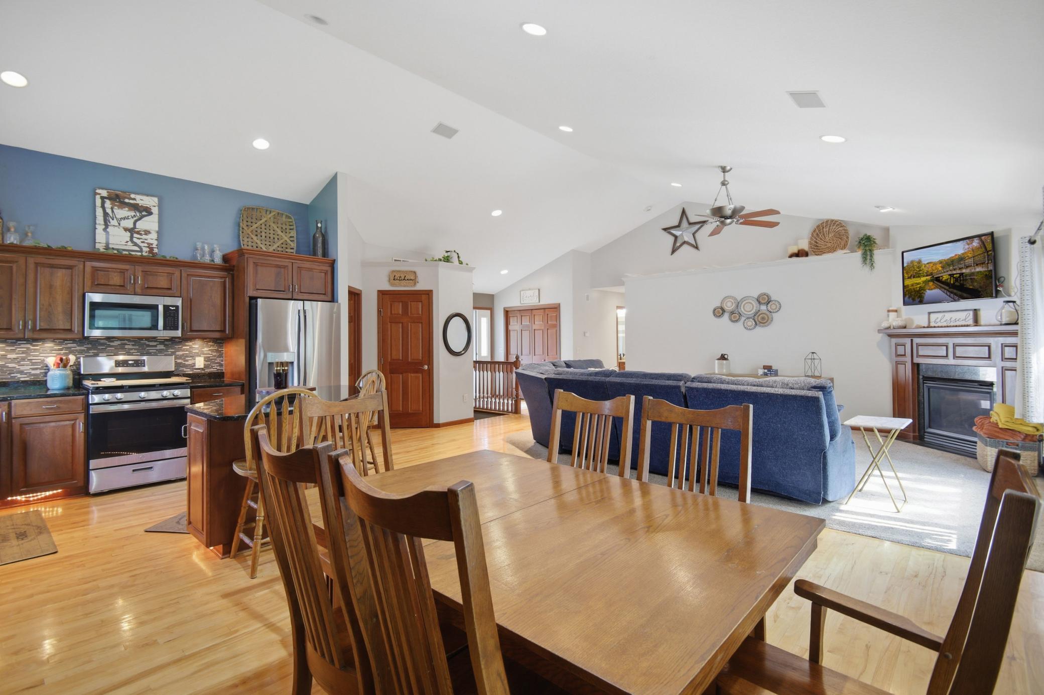 1102 28th Street Southwest Austin, MN 55912 - Photo 11 of 67