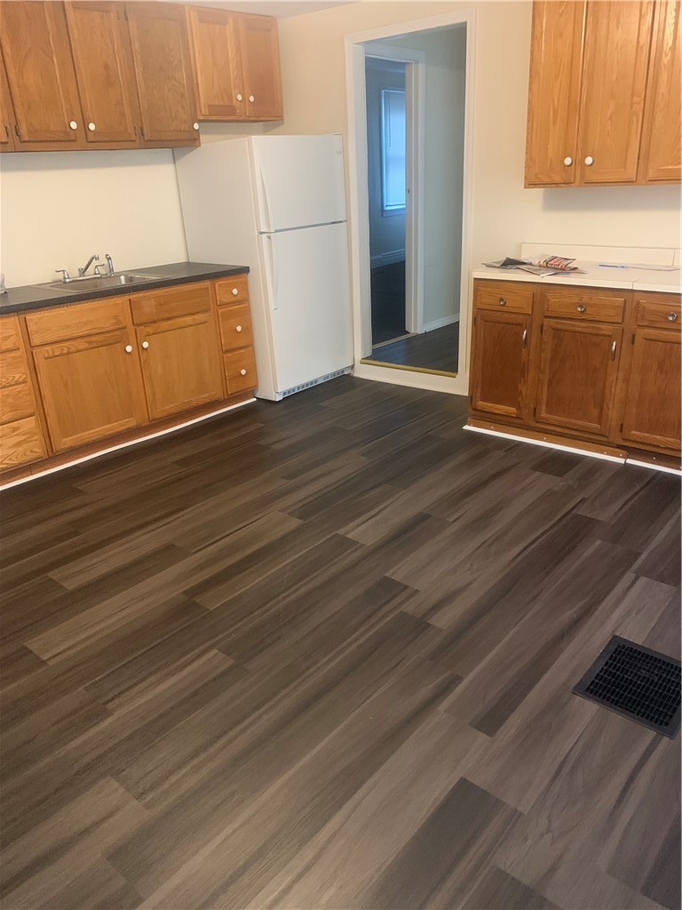 388 Smith Street Rochester, NY 14608 - Photo 6 of 12