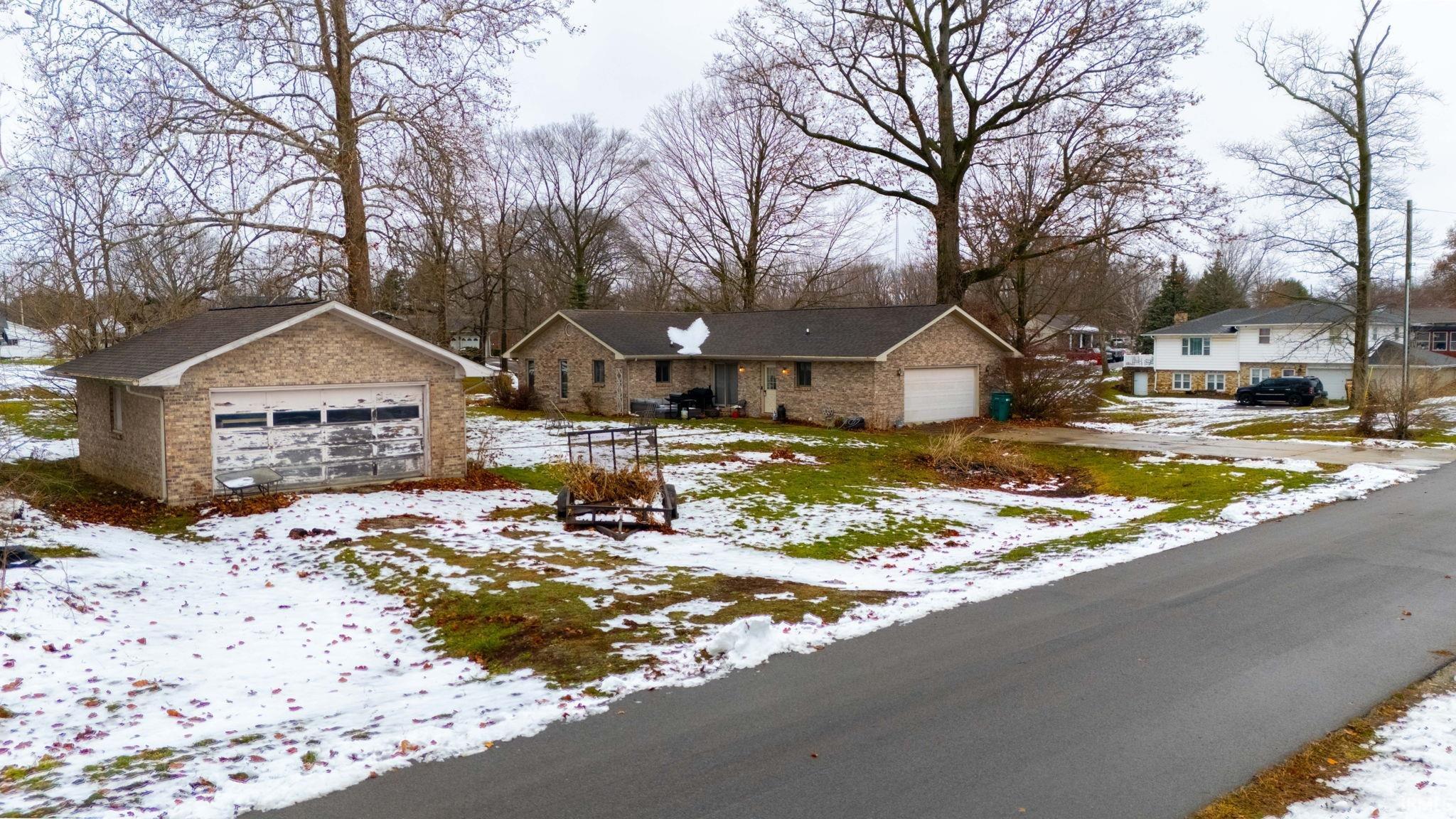 15 2nd Street Somerset, IN 46984 - Photo 3 of 22