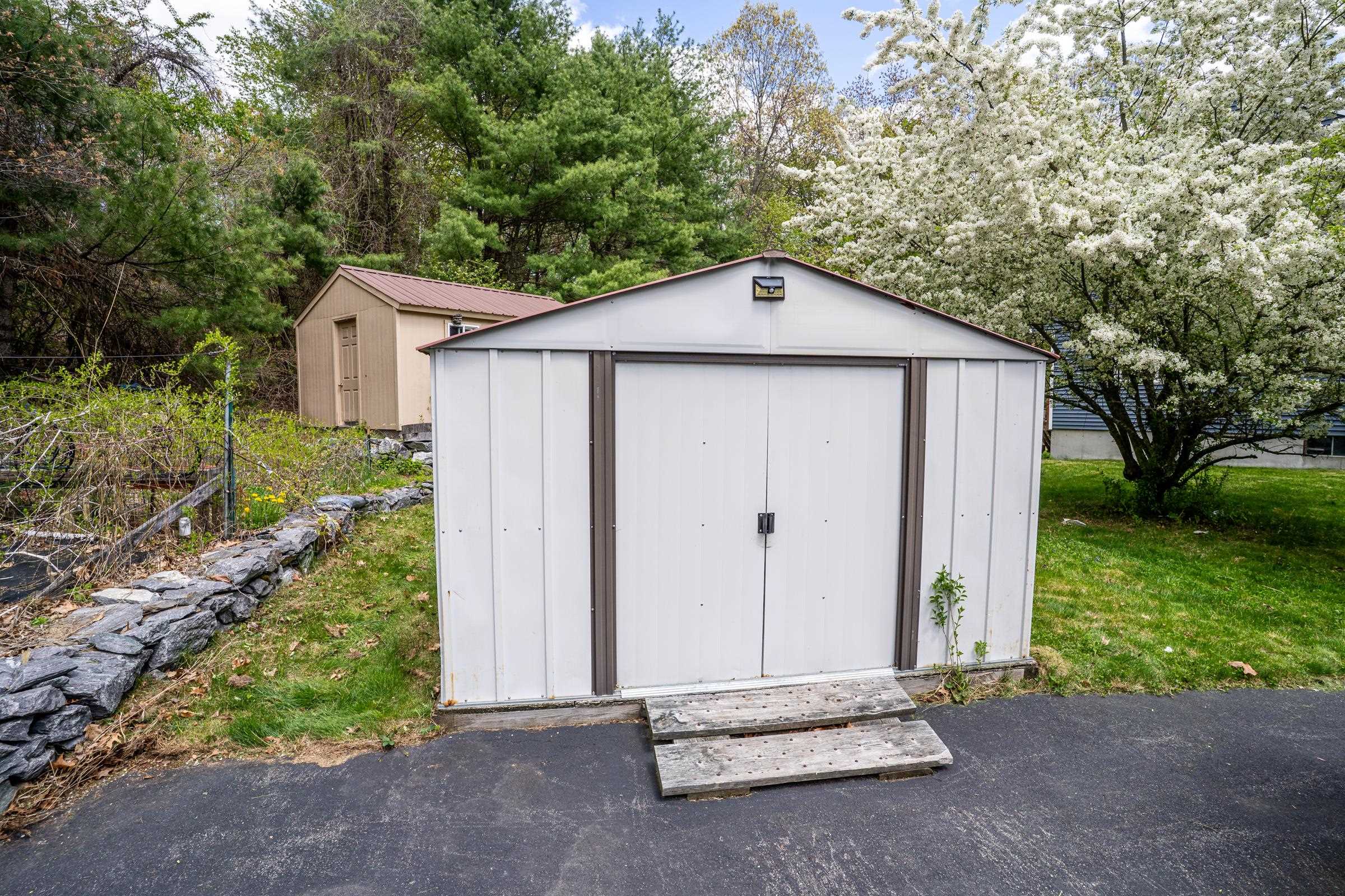 206 Hampstead Road Derry, NH 03038 - Photo 24 of 24