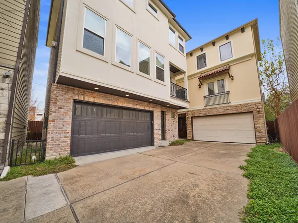 $3,600 | 1512 Thompson Street, Unit 2, Houston, TX 77007