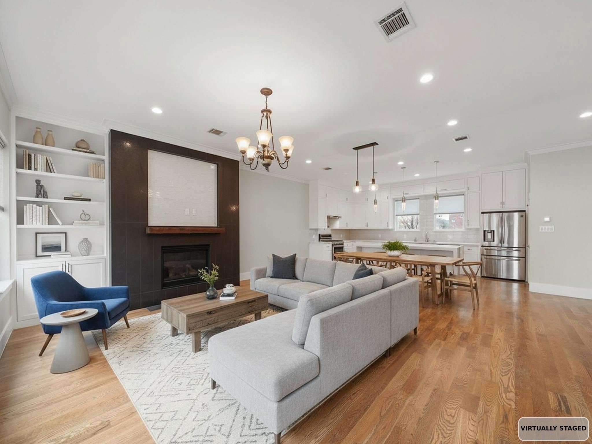 1512 Thompson Street, Unit 2 Houston, TX 77007 - Photo 10 of 39 Virtually stage great room showcasing the spacious open layout!