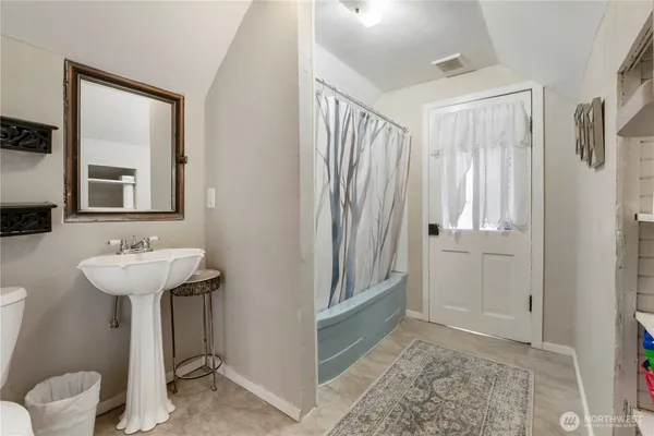 $495,000 | 431 Rainier Avenue, Enumclaw, WA 98022