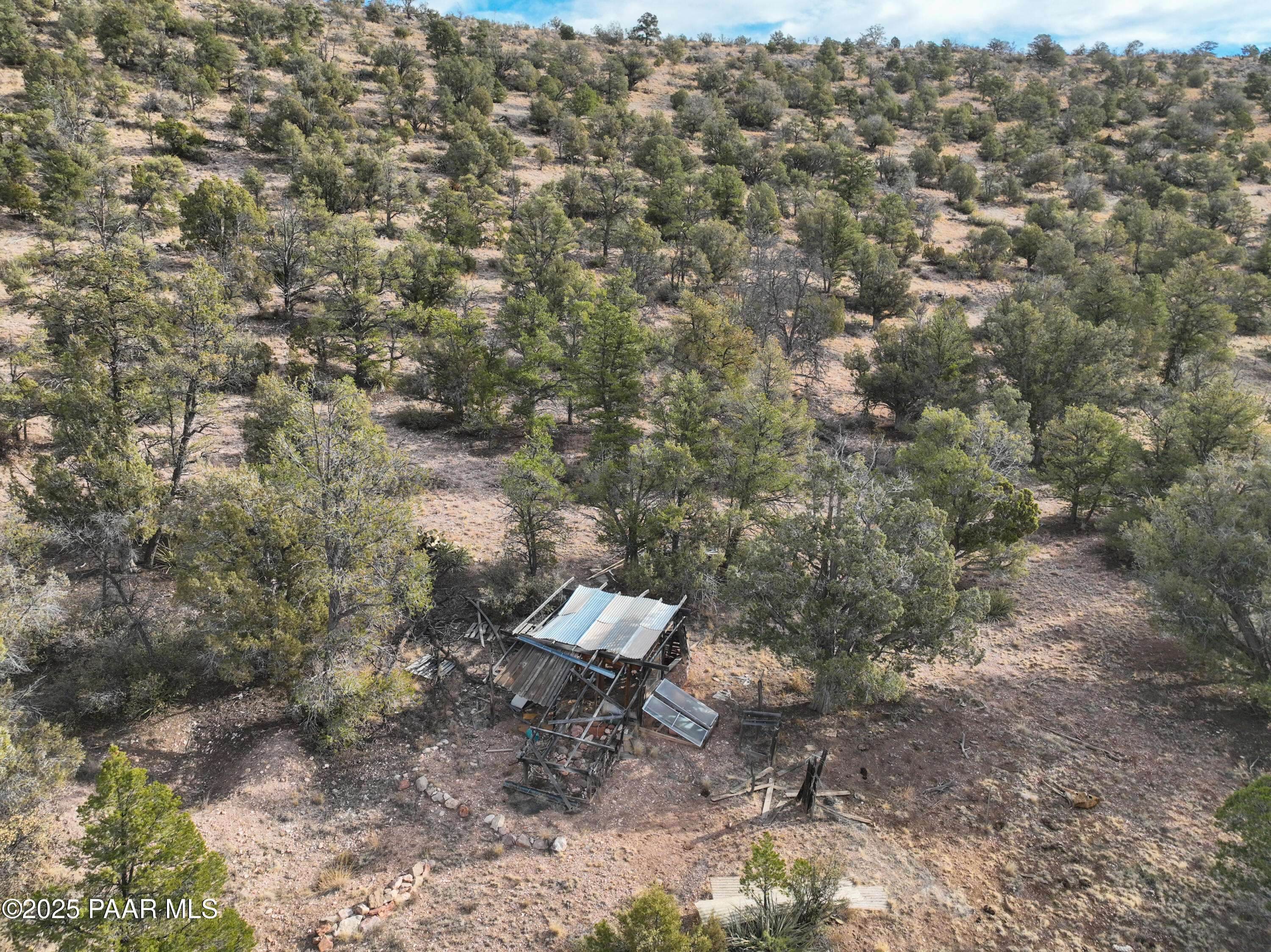 0 Arizona Ash Fork, AZ 86320 - Photo 24 of 47 a view of a yard with a bench