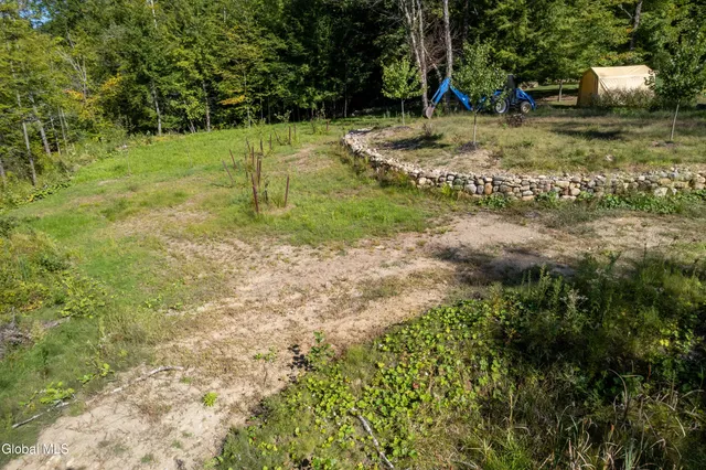 $99,900 | 450 Sacandaga Road, Perth, NY 12095