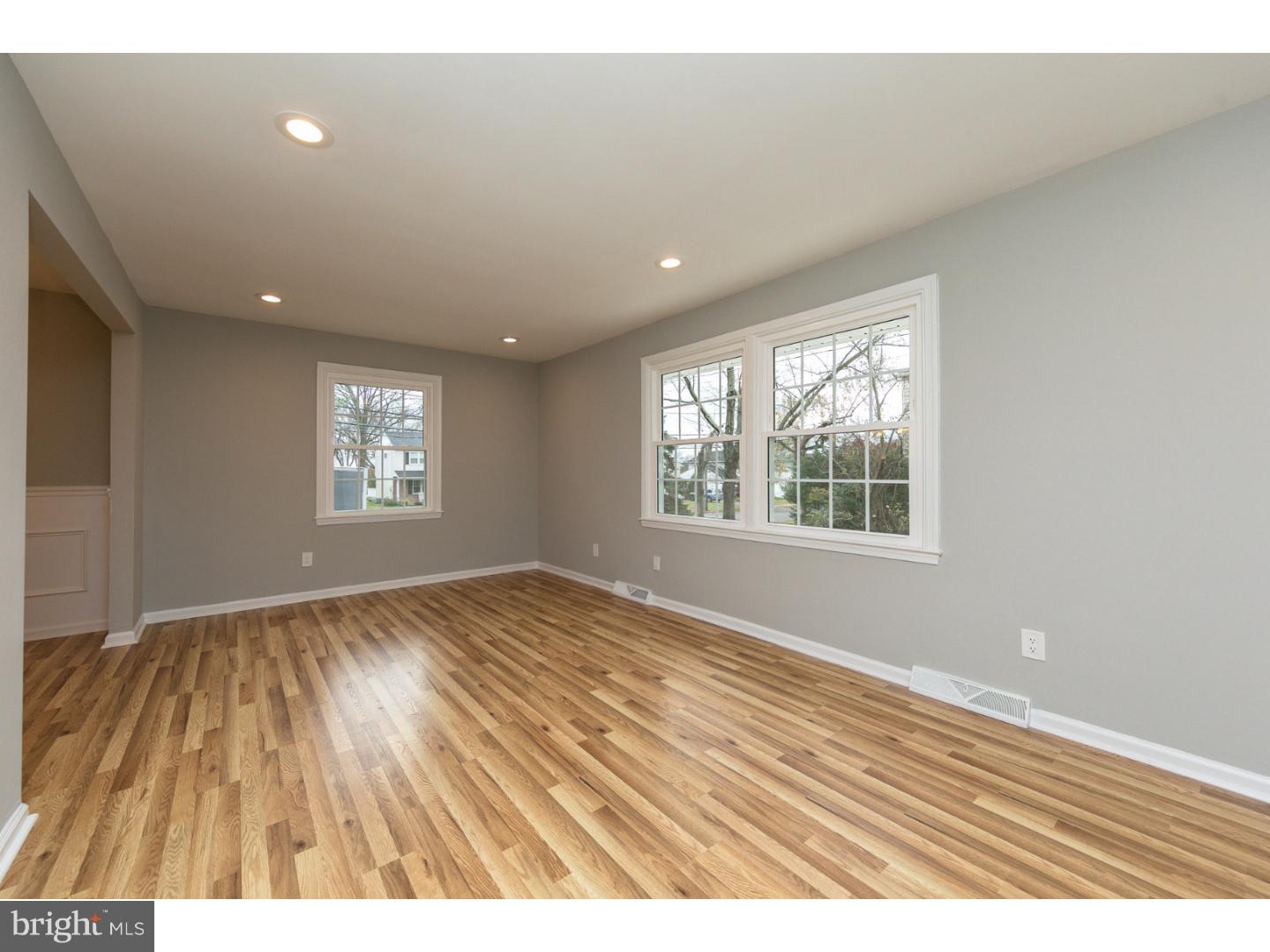 416 Hogeland Road Southampton, PA 18966 - Photo 6 of 23 Gallery Image 6