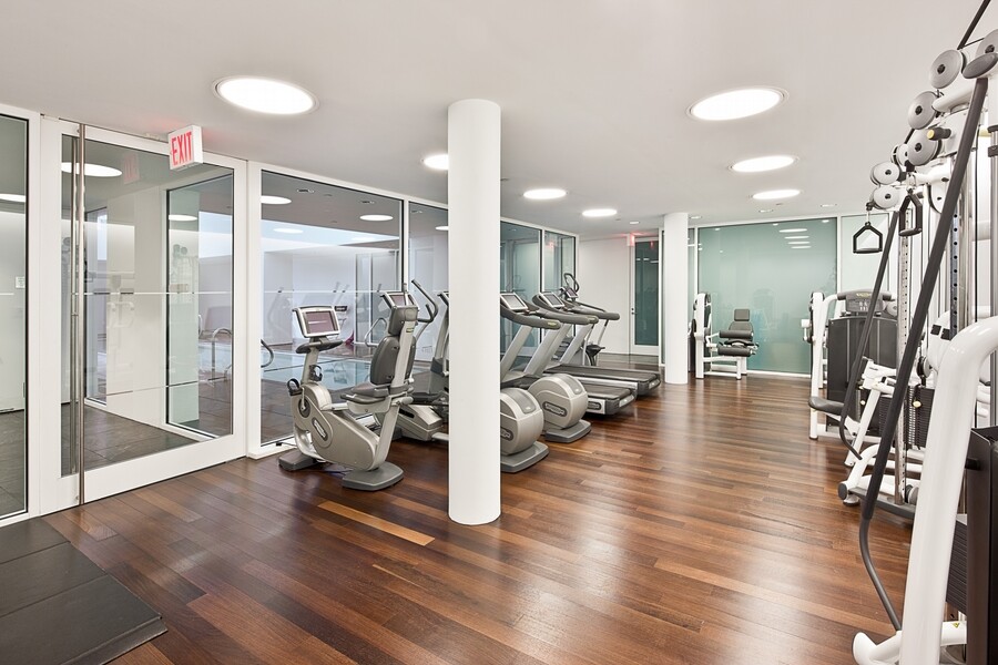 165 Charles Street, Unit 1 Manhattan, NY 10014 - Photo 14 of 17