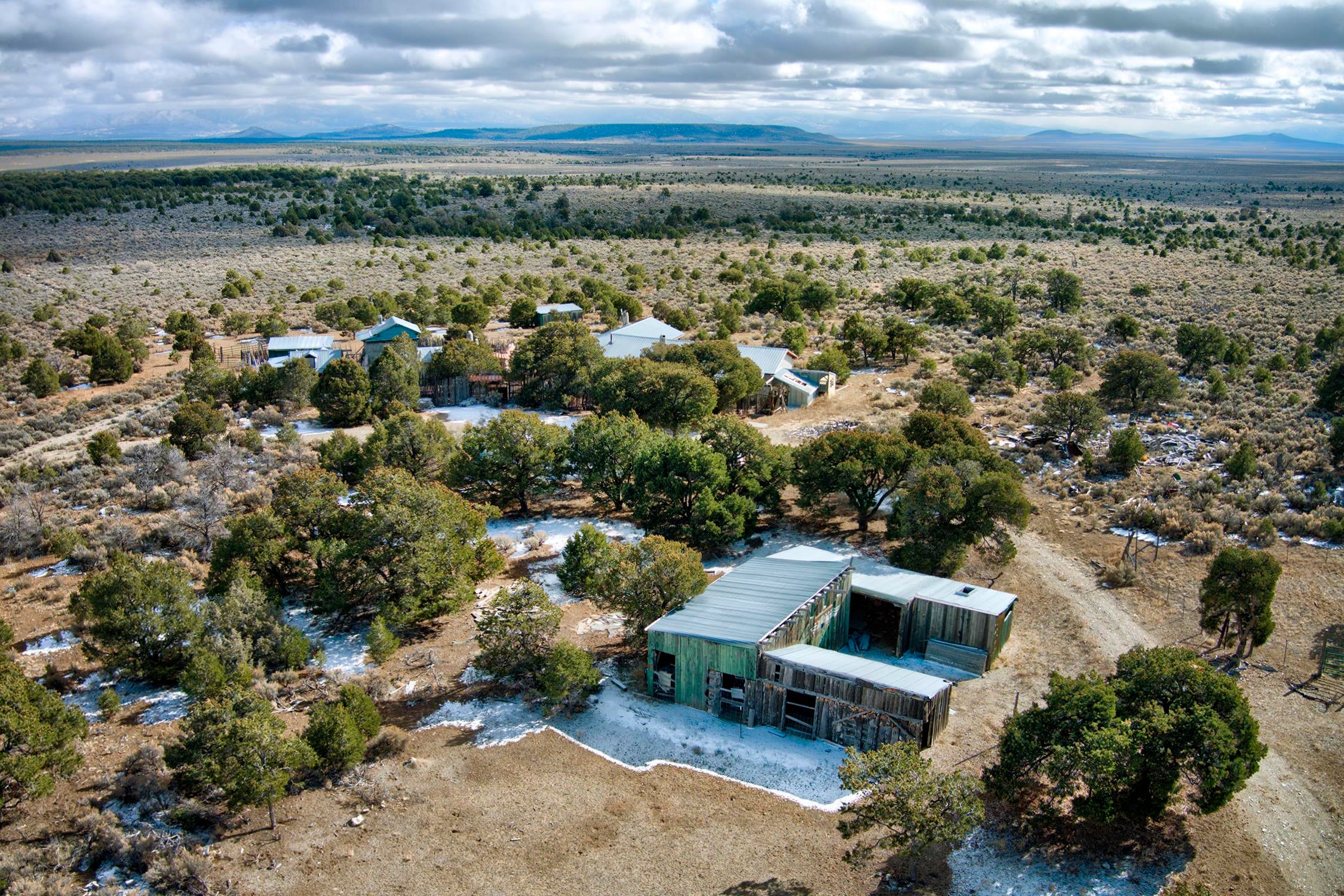 124 Colorado Road Tres Piedras, NM 87577 - Photo 42 of 50
