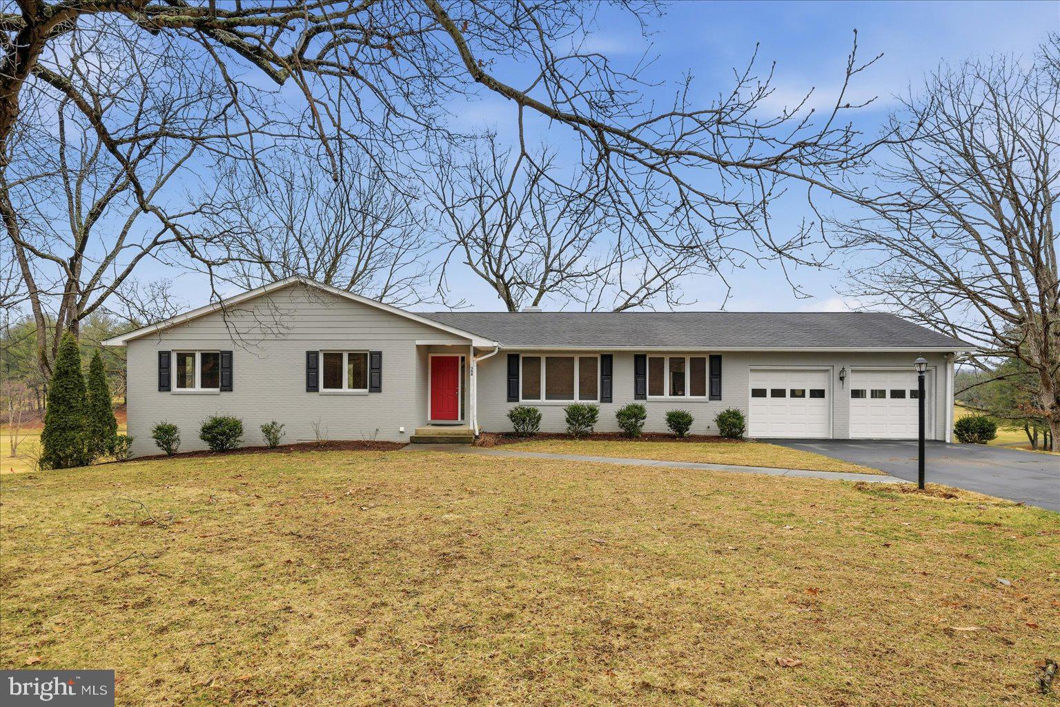 388 Bowling Green Road Front Royal, VA 22630 - Photo 4 of 79 Gallery Image 4