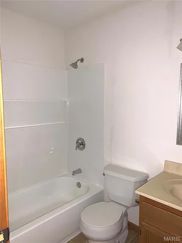 $1,250 | 117 Twin Oaks Drive, Shiloh, IL 62221