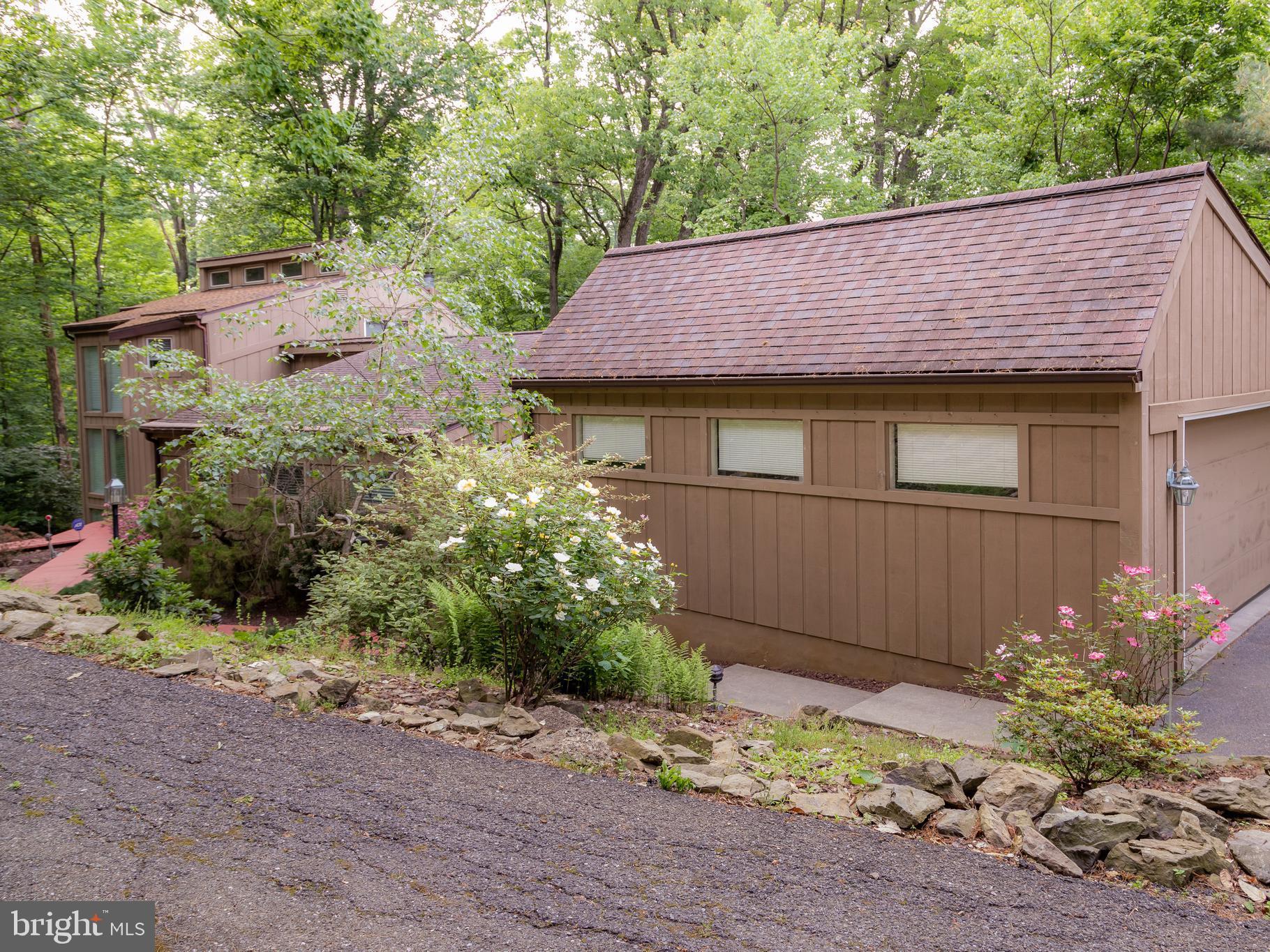 936 Forest Road Lancaster, PA 17601 - Photo 6 of 36 Gallery Image 6