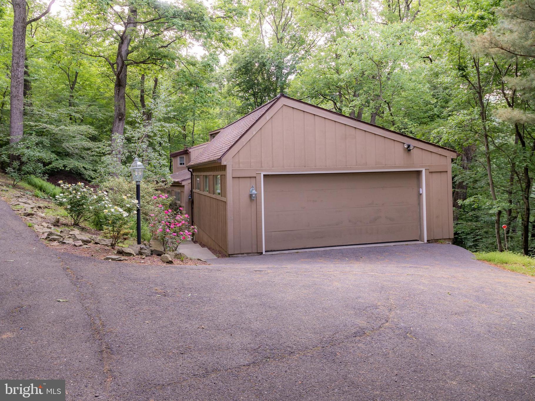 936 Forest Road Lancaster, PA 17601 - Photo 7 of 36 Gallery Image 7