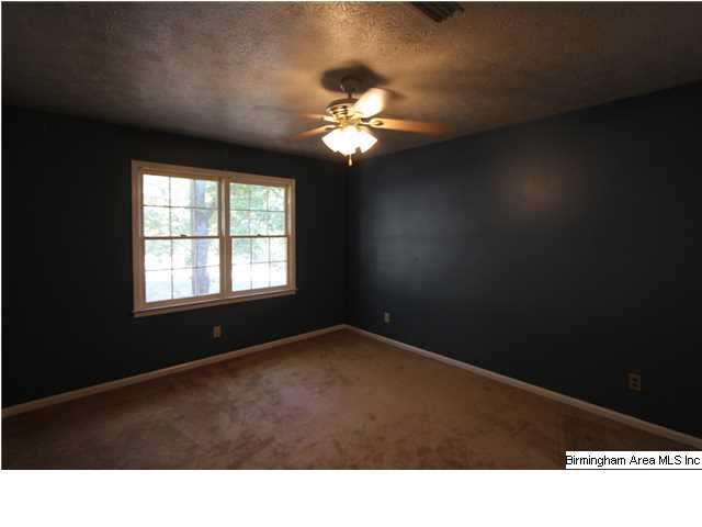 822 Apache Pass Anniston, AL 36206 - Photo 11 of 16