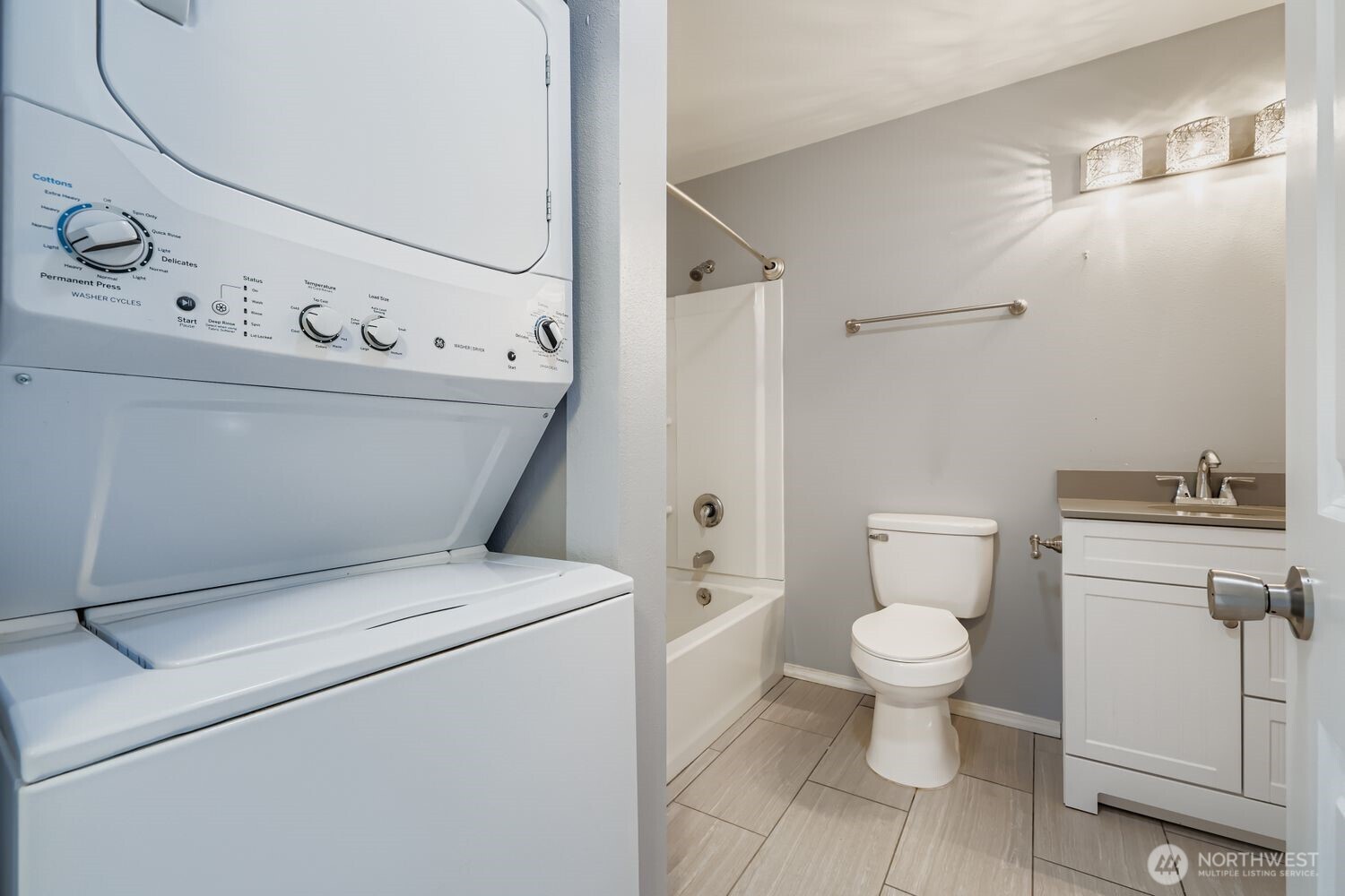 2401 Southwest Brandon Street, Unit 202 Seattle, WA 98106 - Photo 11 of 14