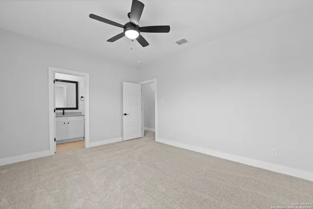 $539,900 | 159 Azalea Alley, Castroville, TX 78009